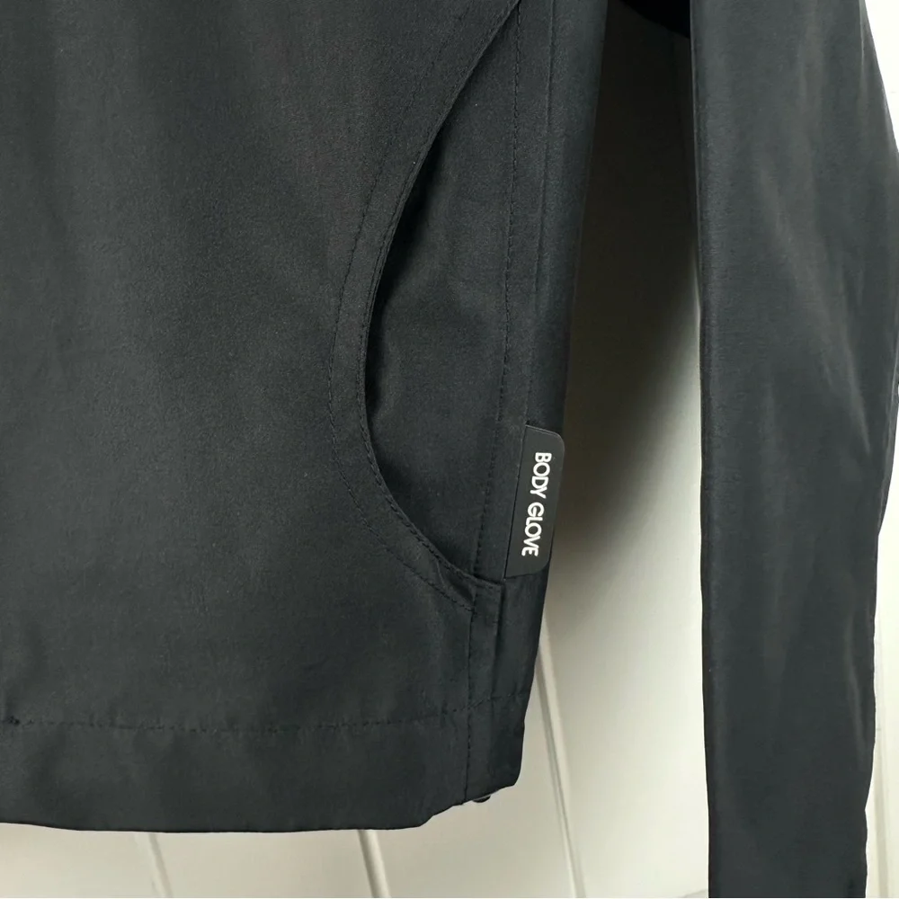 Body Glove black water resistant cropped windbreaker rain jacket size XS